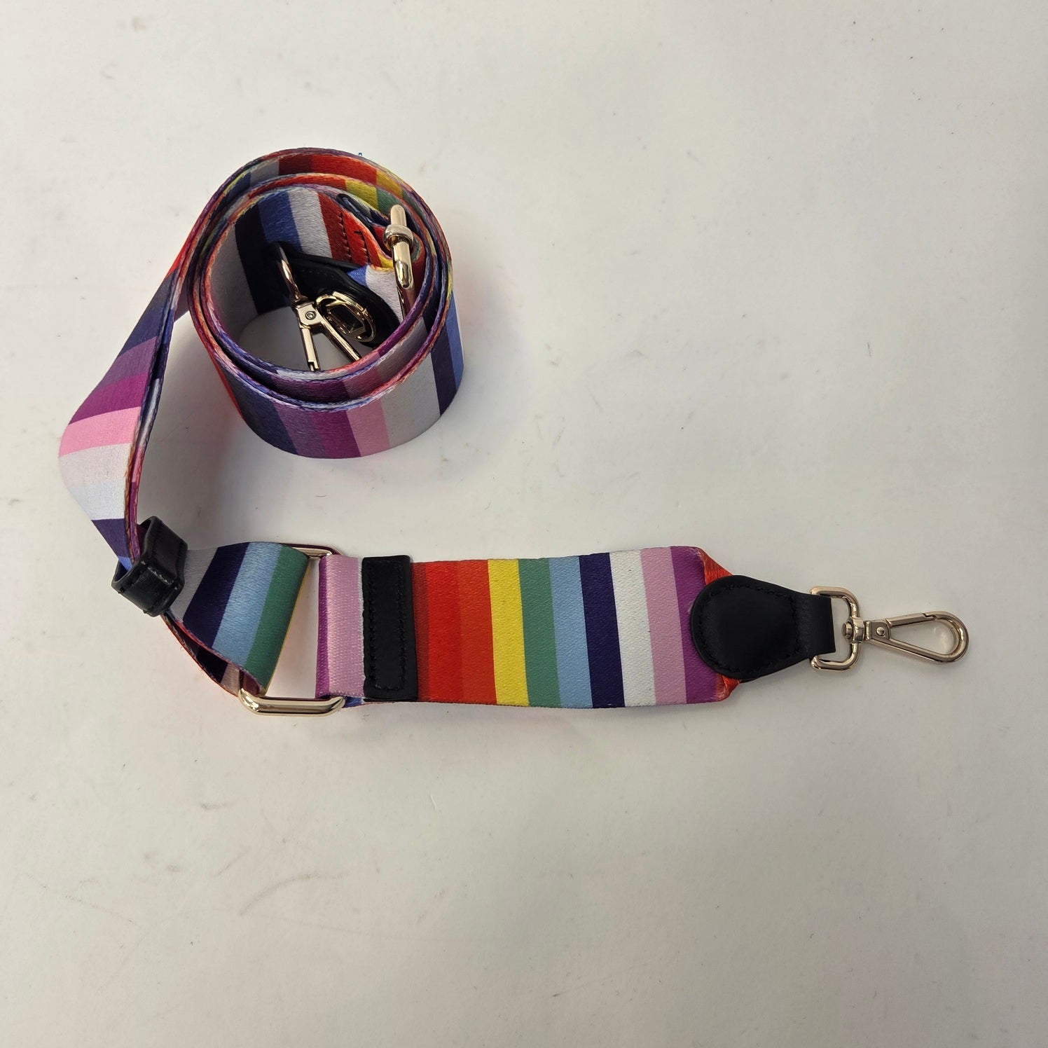 LOT22 RAINBOW STEVIE